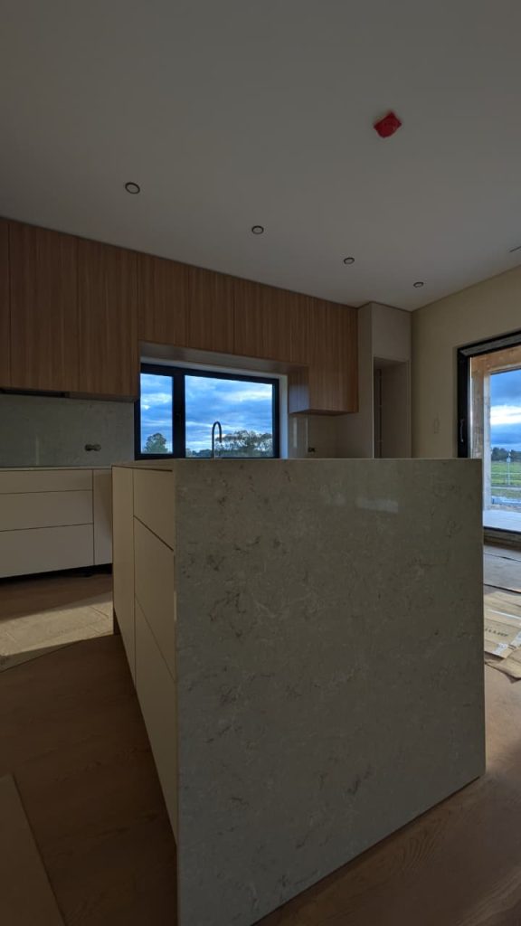 mākslīgā akmens virtuves virsma