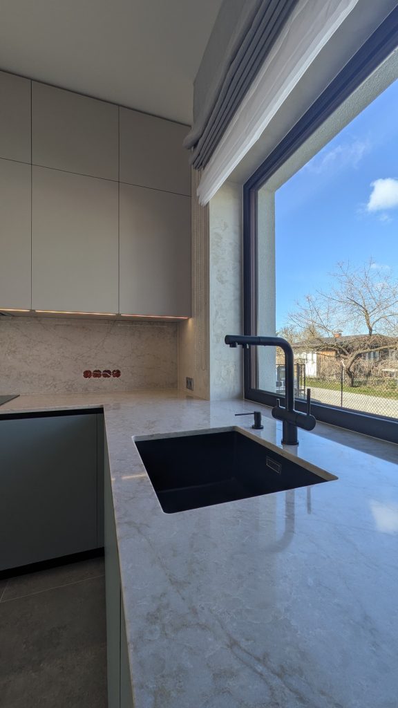 granīta virtuves virsma