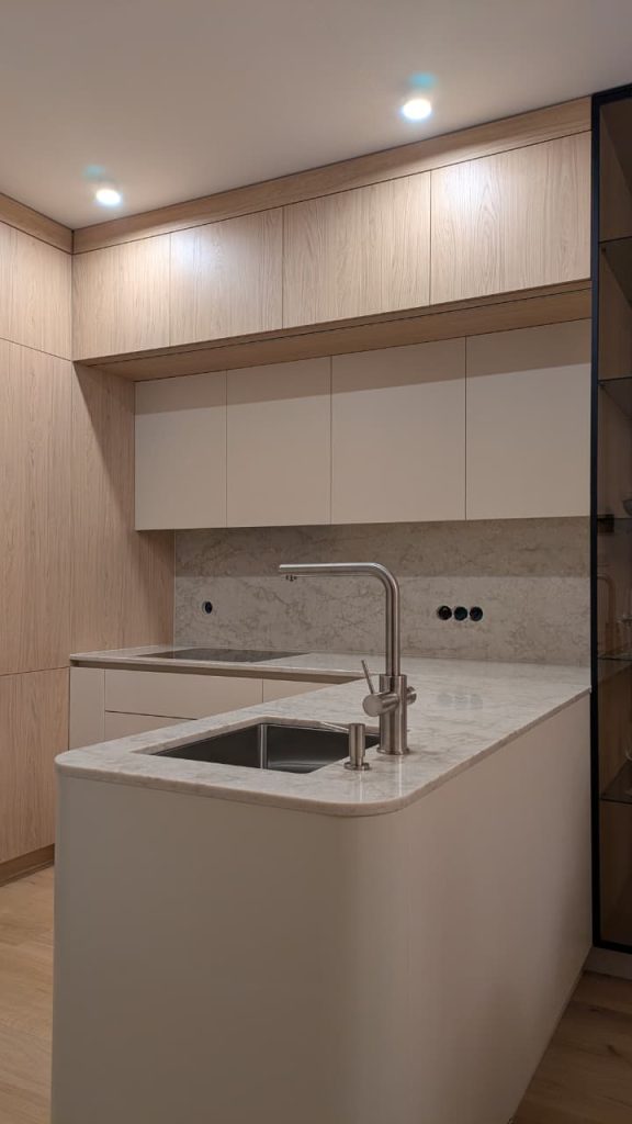 virtuves galda virsma